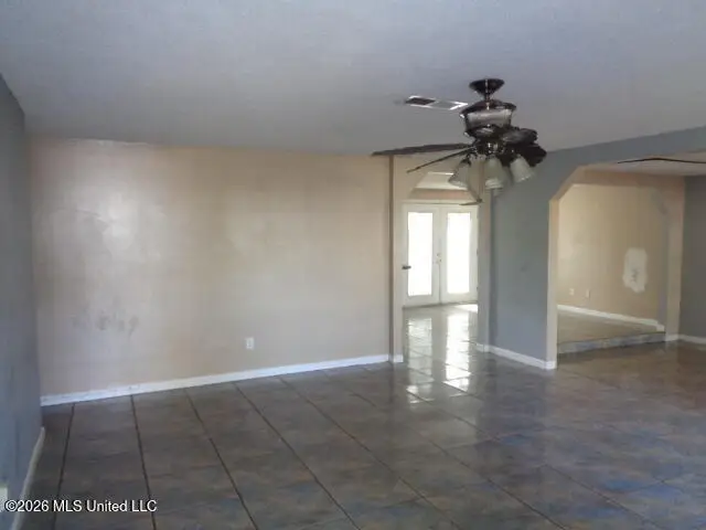 4618 Robinhood Drive, Pascagoula, MS 39581 - #2