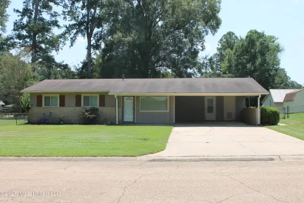 505 Dahaja Circle, Clinton, MS 39056