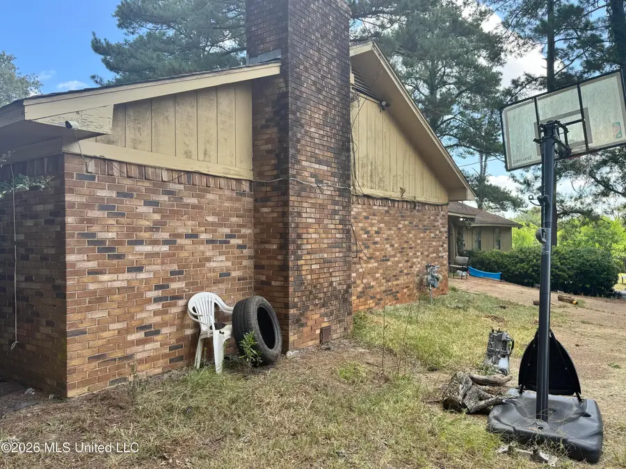 3918 Forest Lake Drive, Jackson, MS 39212 - #3