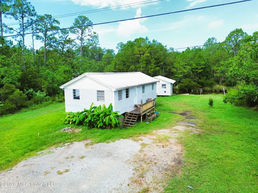 10095 Peachtree Drive, Bay Saint Louis, MS 39520 - #2