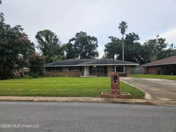 705 S Forest Avenue, Long Beach, MS 39560