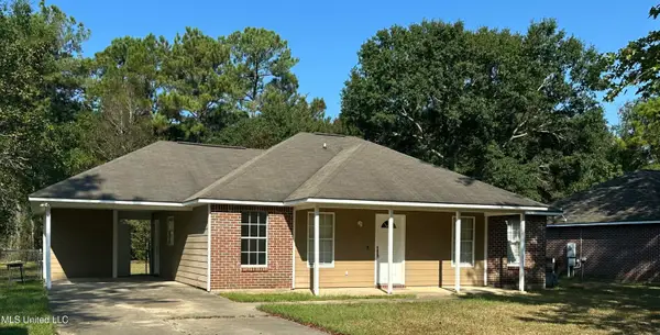 1113 Dorothy Street, Ocean Springs, MS 39564