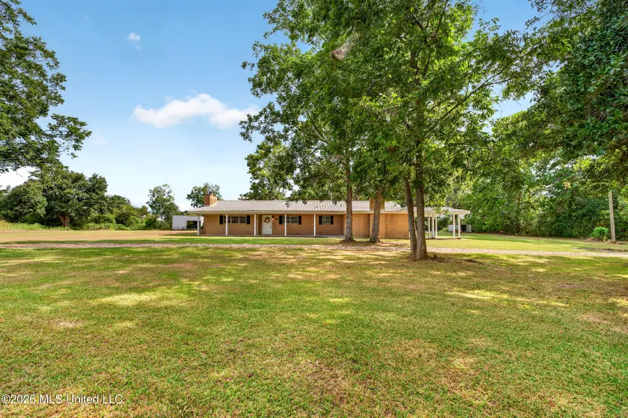 340 W Union Road, Carriere, MS 39426 - #2