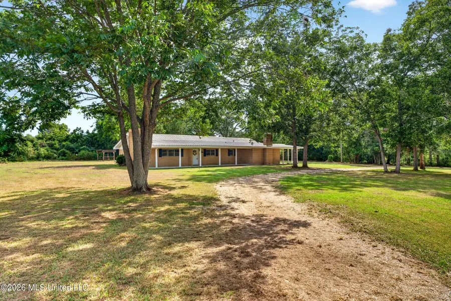 340 W Union Road, Carriere, MS 39426 - #3