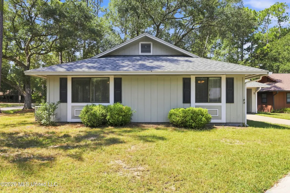 1 Fox Trot, Diamondhead, MS 39525 - #1