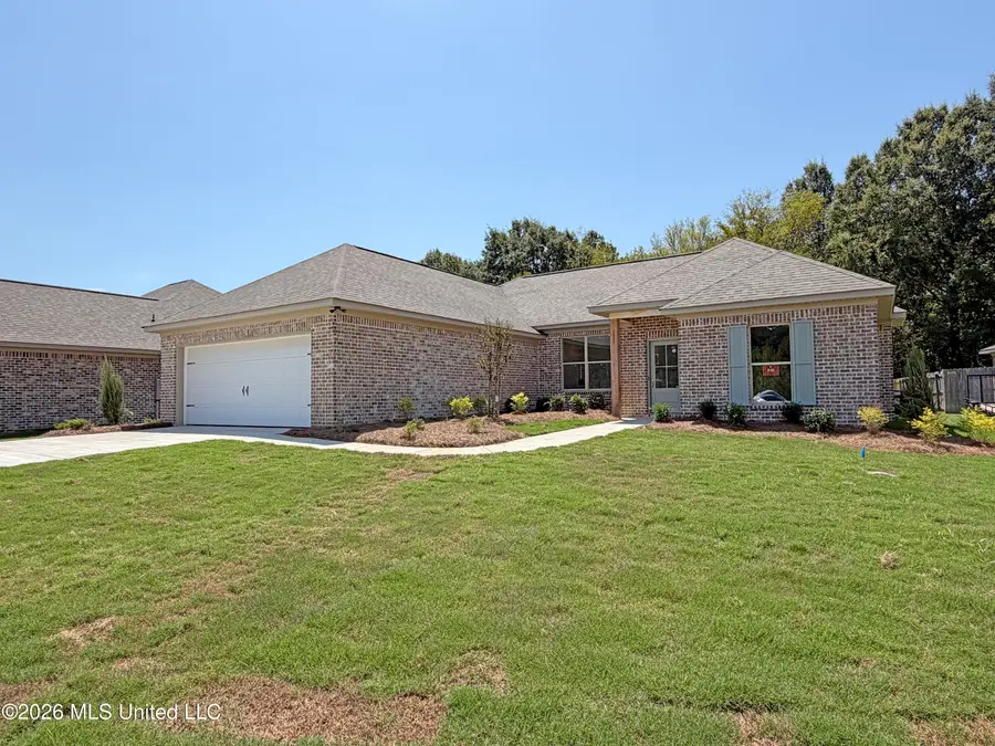 111 Newport Drive, Canton, MS 39046 - #2