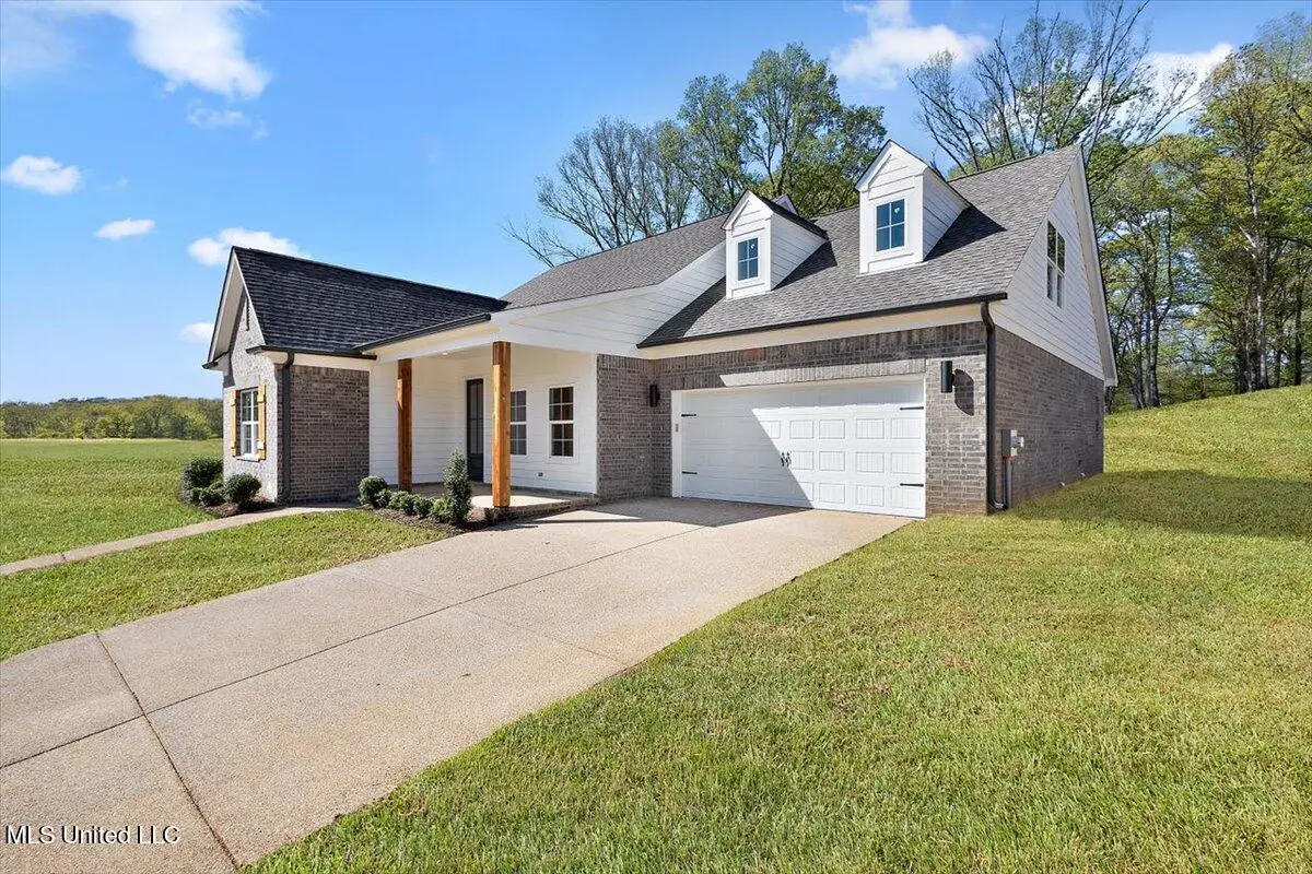 292 Wells Drive, Hernando, MS 38632 - #1