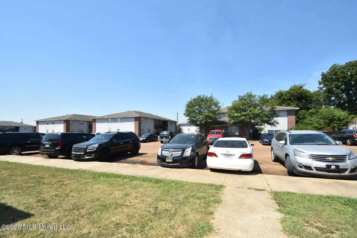 1300 Roosevelt Avenue, Greenwood, MS 38930 - #1