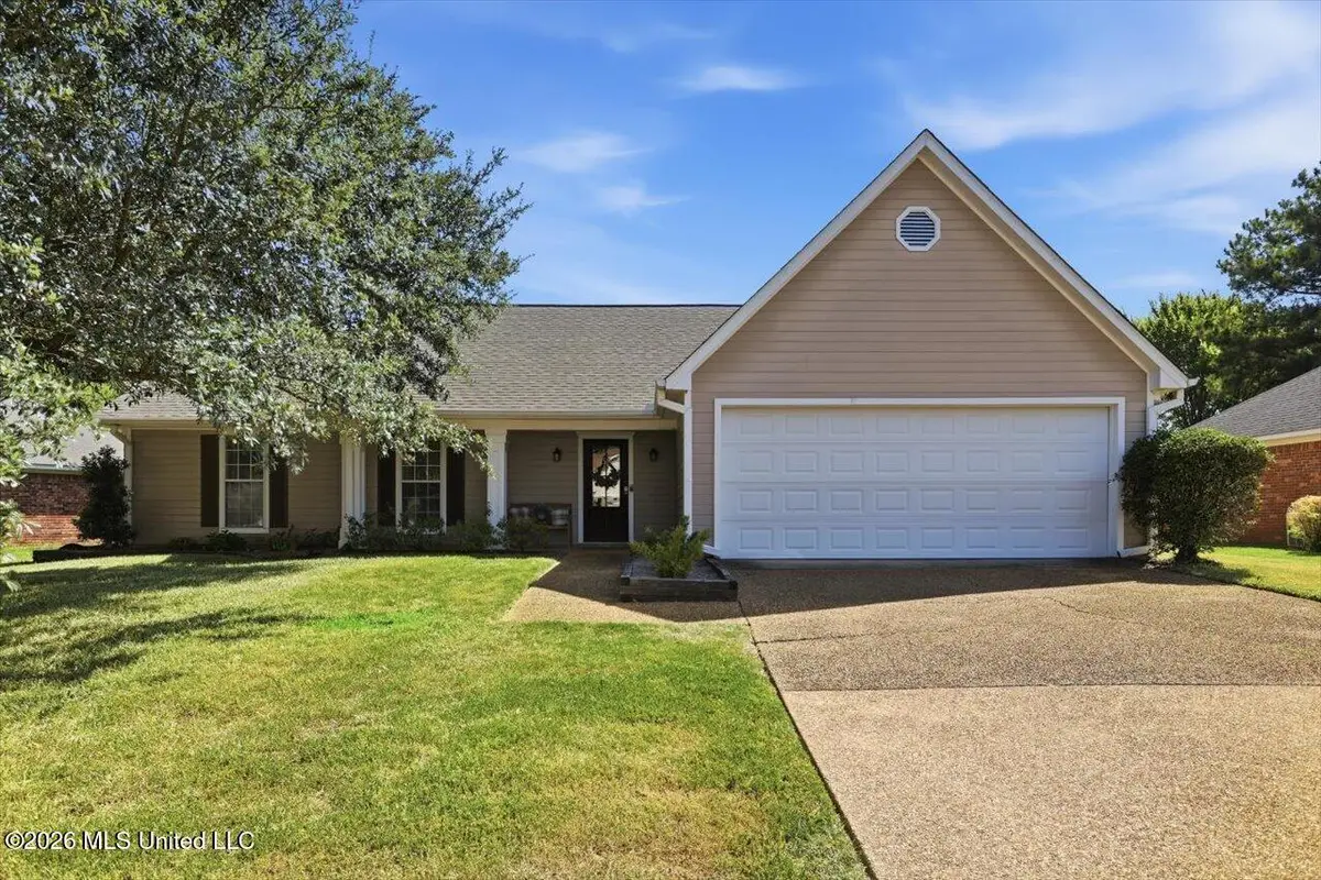 6016 Hawthorne Hill Road, Flowood, MS 39232 - #1