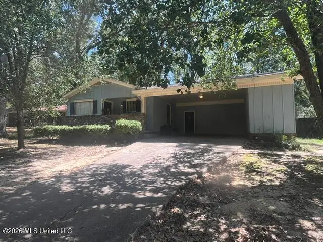 3142 Peterson Drive, Jackson, MS 39212 - #1