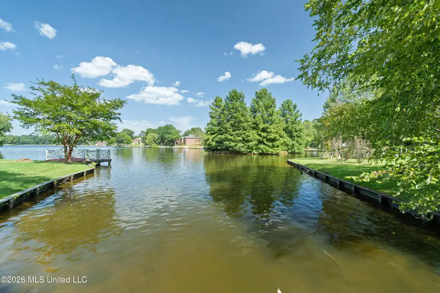 66 W Shore Drive, Hattiesburg, MS 39402 - #2
