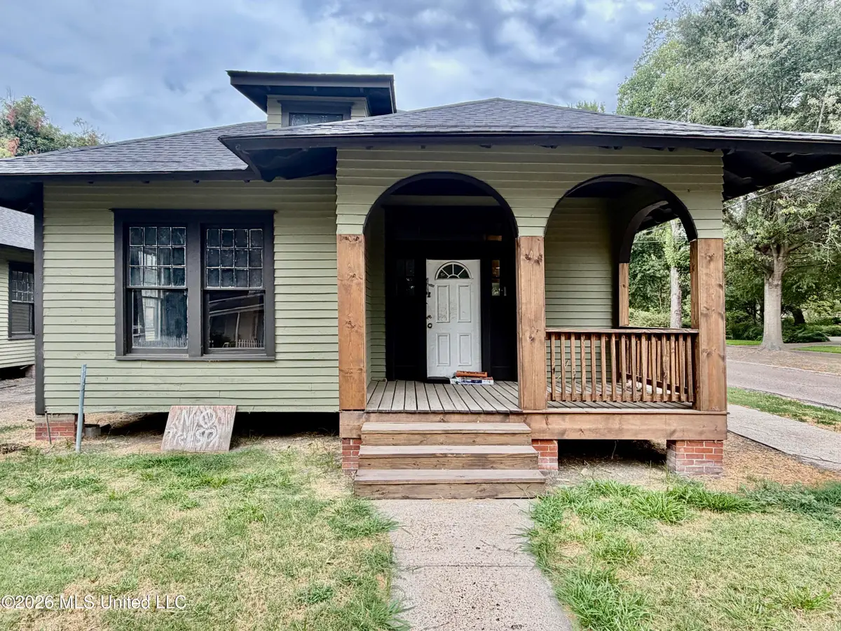 207 E 3rd Street, Leland, MS 38756 - #1