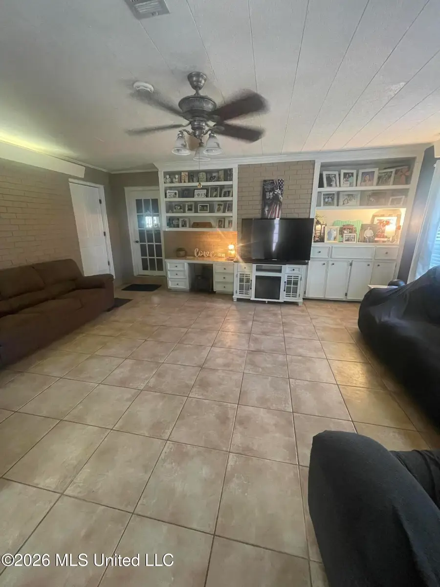 708 NW Zetus Road, Brookhaven, MS 39601 - #2