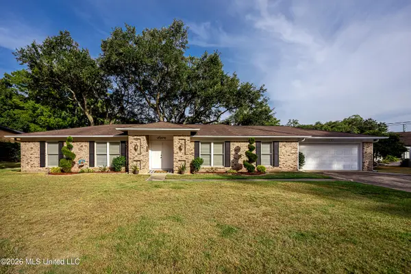 13017 Hanover Drive, Ocean Springs, MS 39564