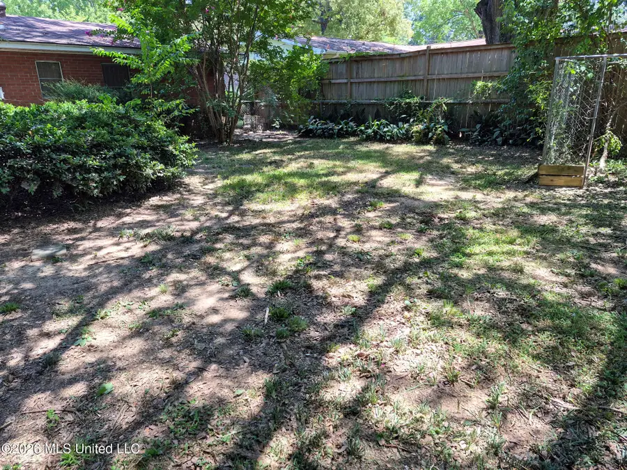 1215 Deerfield Lane, Jackson, MS 39211 - #3