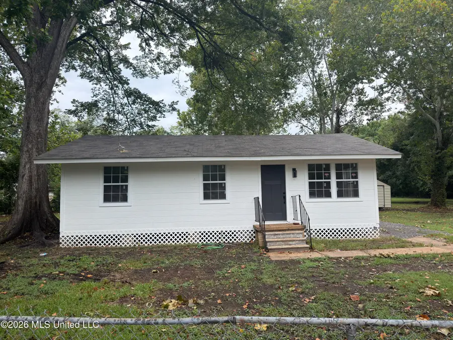 104 Circle Drive, Ridgecrest, LA 71334 - #2