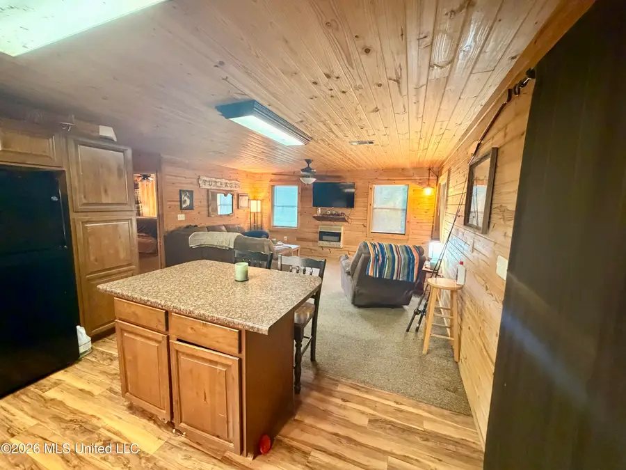 6573 Lake Mary Road, Woodville, MS 39669 - #2