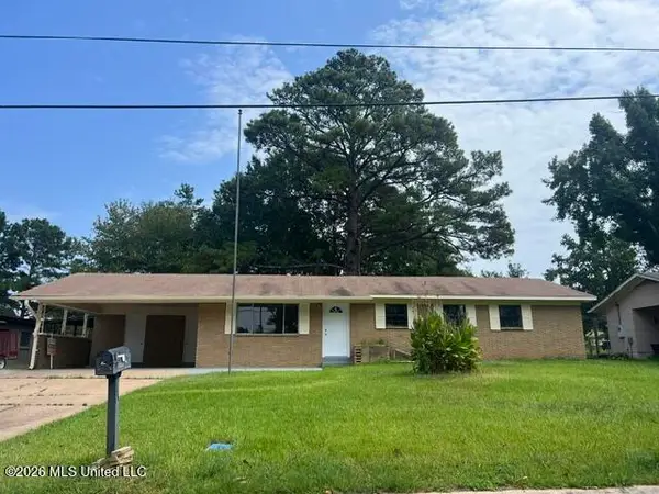 3335 E Lisa Drive, Pearl, MS 39208