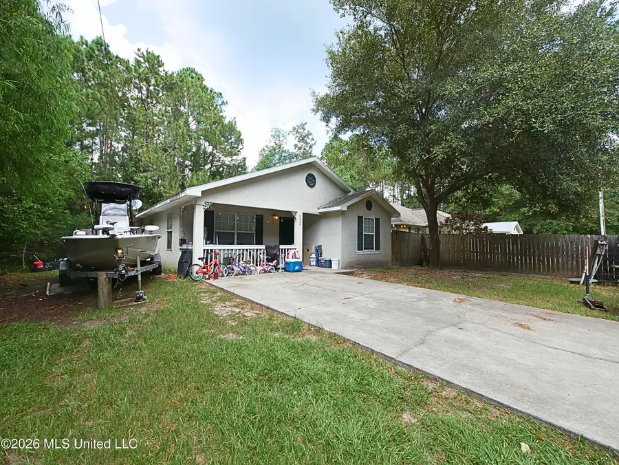 6222 W Lamar Street, Bay Saint Louis, MS 39520 - #2