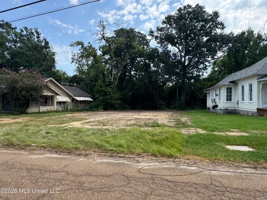 337 W Congress Street, Brookhaven, MS 39601 - #2