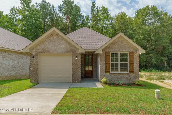 80 Riviera Drive, Hattiesburg, MS 39402