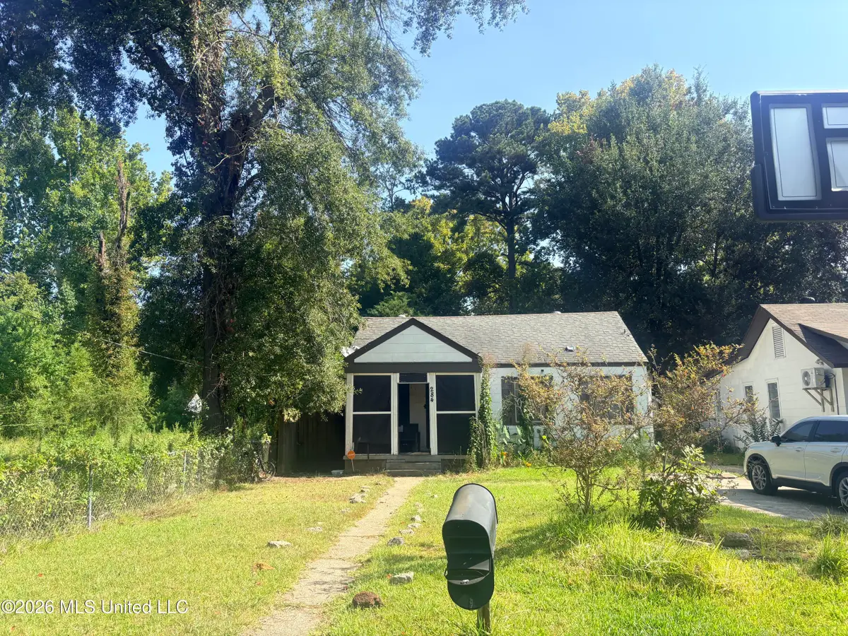 284 S Redwood Avenue, Jackson, MS 39209 - #1
