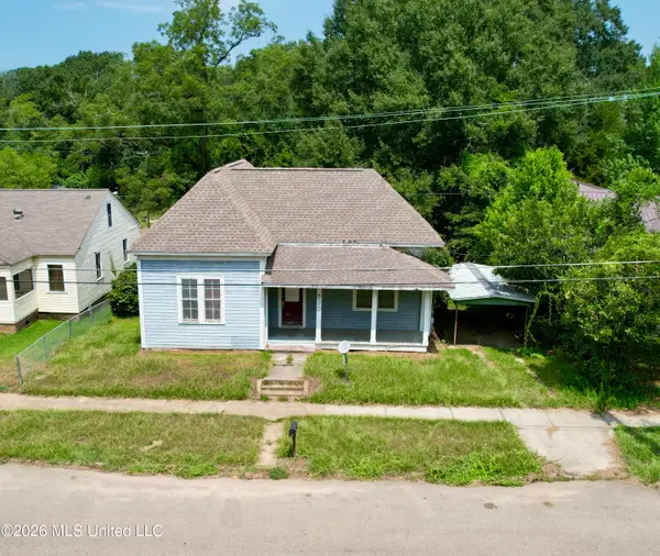530 W New York Avenue, McComb, MS 39648