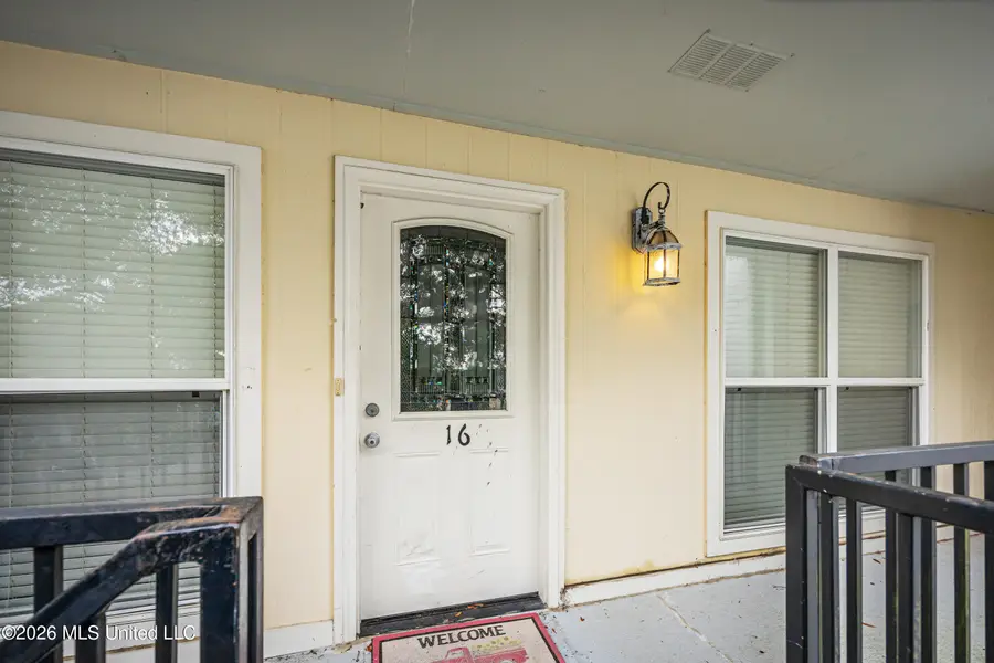 3230 Cumberland Road, Ocean Springs, MS 39564 - #3