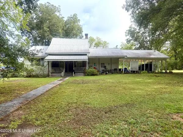 9145 Bogue Chitto Road, McCall Creek, MS 39647