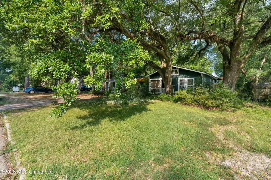 1205 Adeline Street, Hattiesburg, MS 39401 - #3