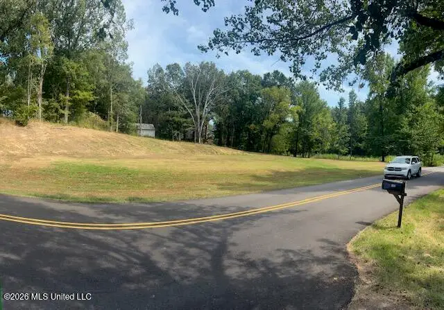 260 Memphis Street, Hernando, MS 38632 - #2