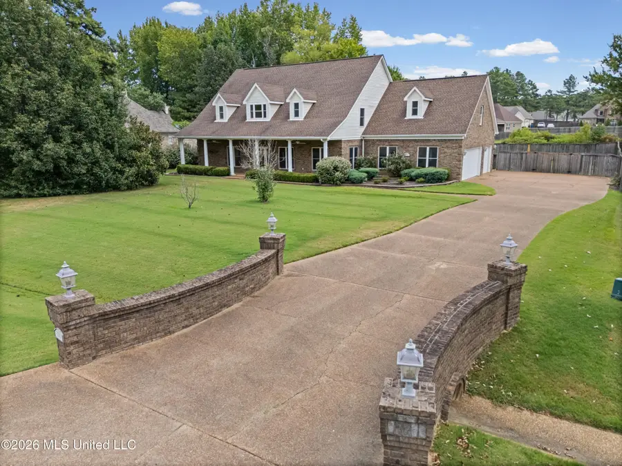 5294 Meadow Pointe Drive, Southaven, MS 38672 - #2