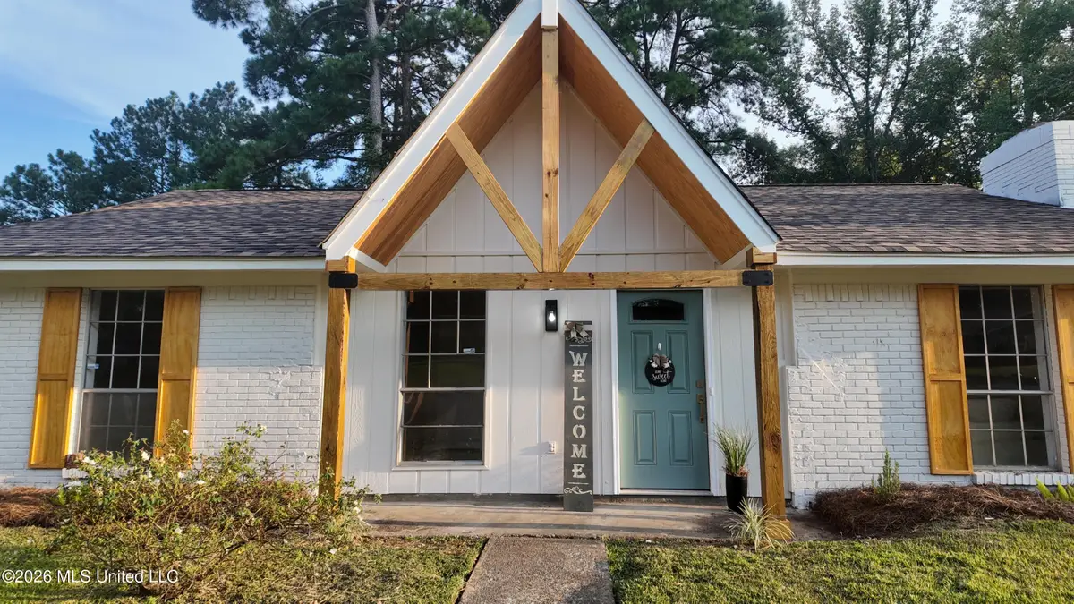 315 Cedarwood Drive, Jackson, MS 39212 - #1