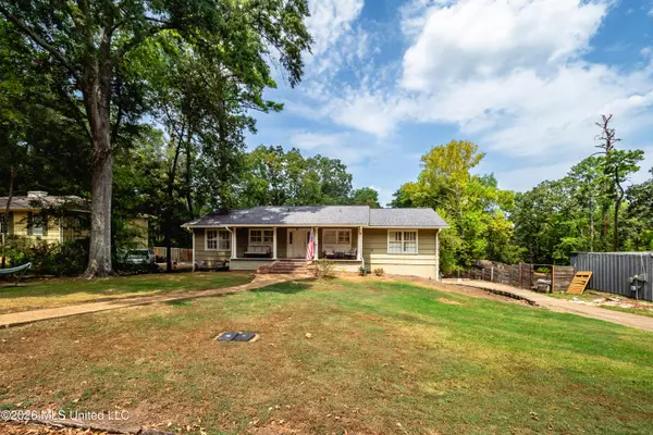 1918 Bellewood Drive, Jackson, MS 39211
