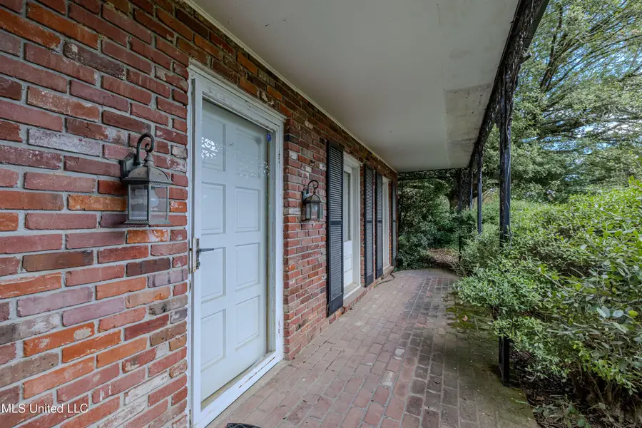 1411 Memorial Drive, Cleveland, MS 38732 - #2