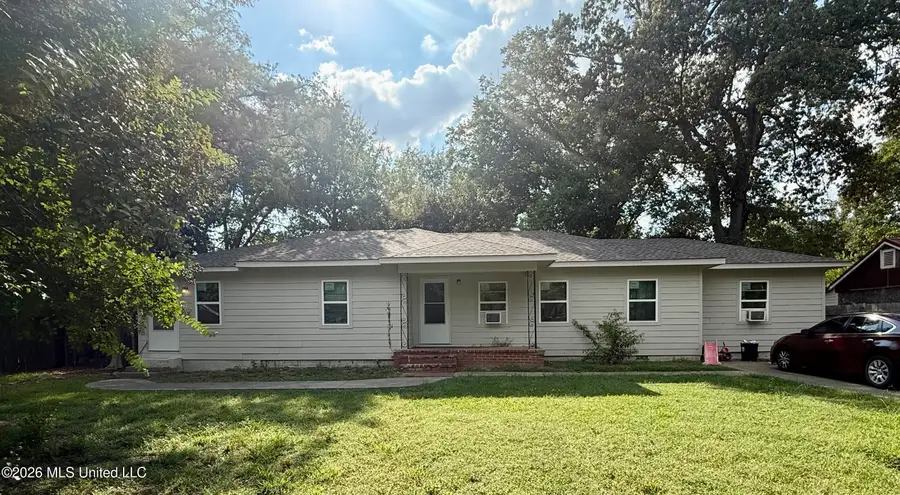 1423 Sunset Circle, Clarksdale, MS 38614 - #3