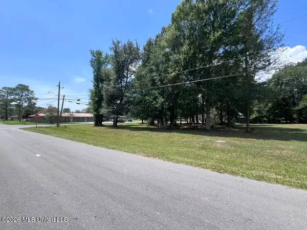 Florida Avenue, Gulfport, MS 39501
