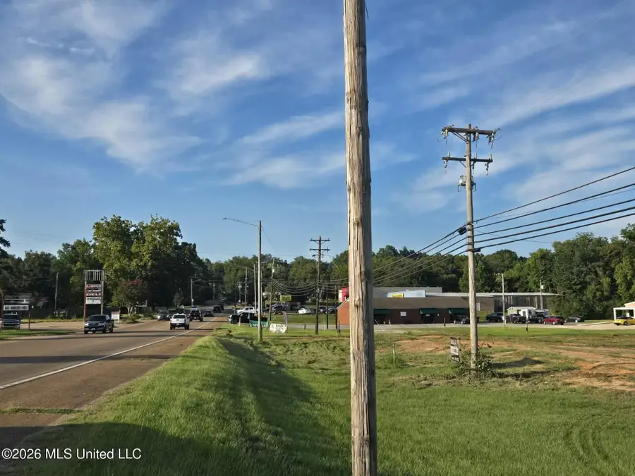 S Craft Street, Holly Springs, MS 38635 - #3