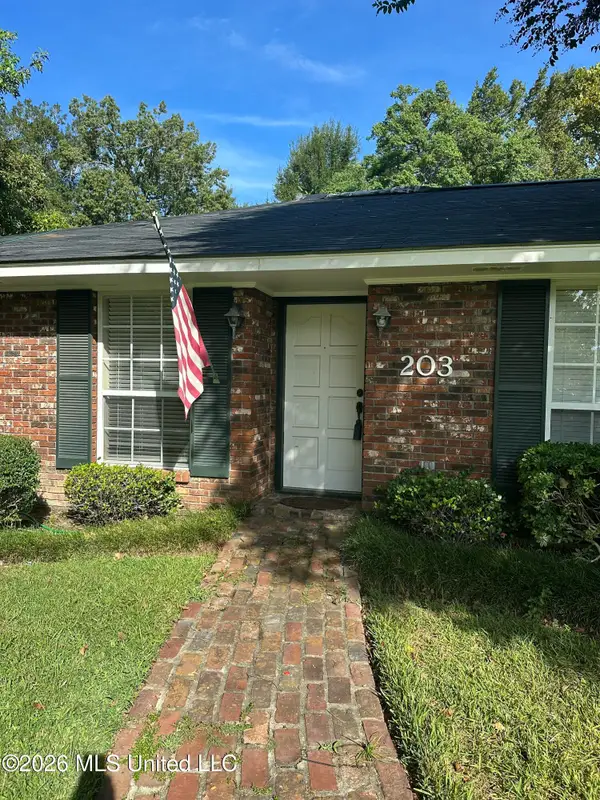 203 N Temple Road, Natchez, MS 39120