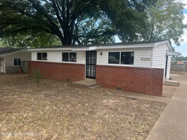 1896 N Southaven Circle, Southaven, MS 38671
