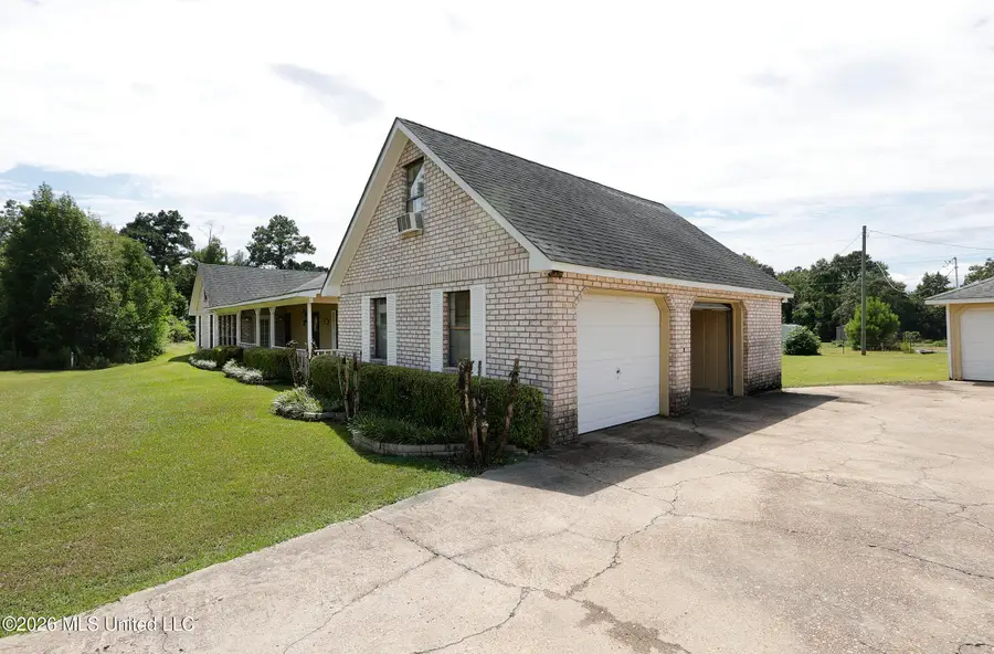 1057 Cole Thomas Road, McComb, MS 39648 - #3