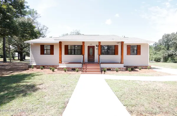 1093 Mccomb Hville Road, McComb, MS 39648
