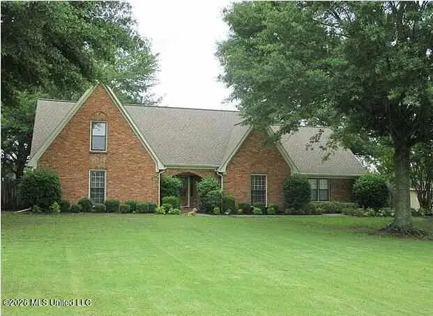 11710 Whispering Pines Drive, Olive Branch, MS 38654 - #1