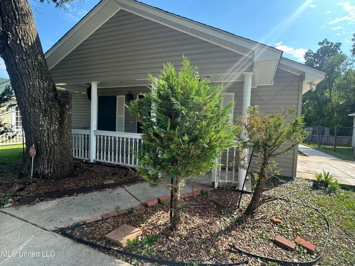 1113 Beach Avenue, Gulfport, MS 39501 - #1