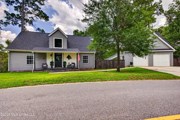 11440 Haleiwa Place, Diamondhead, MS 39525