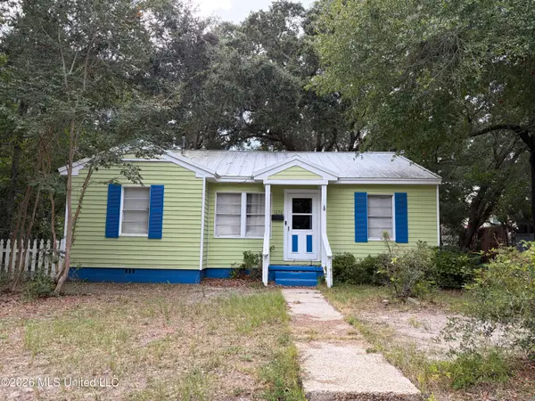 1656 Hollywood Boulevard, Biloxi, MS 39531