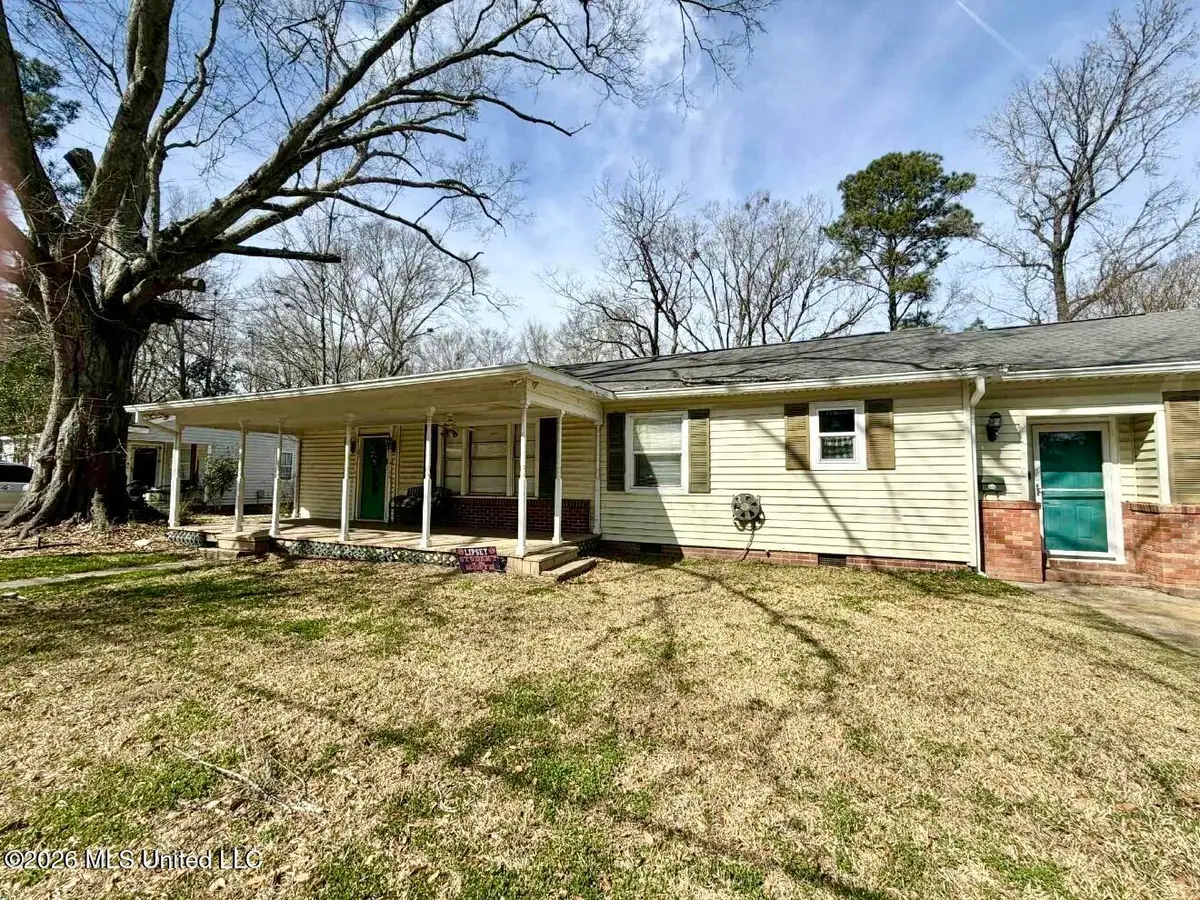 305 Albert Street, Brookhaven, MS 39601 - #1