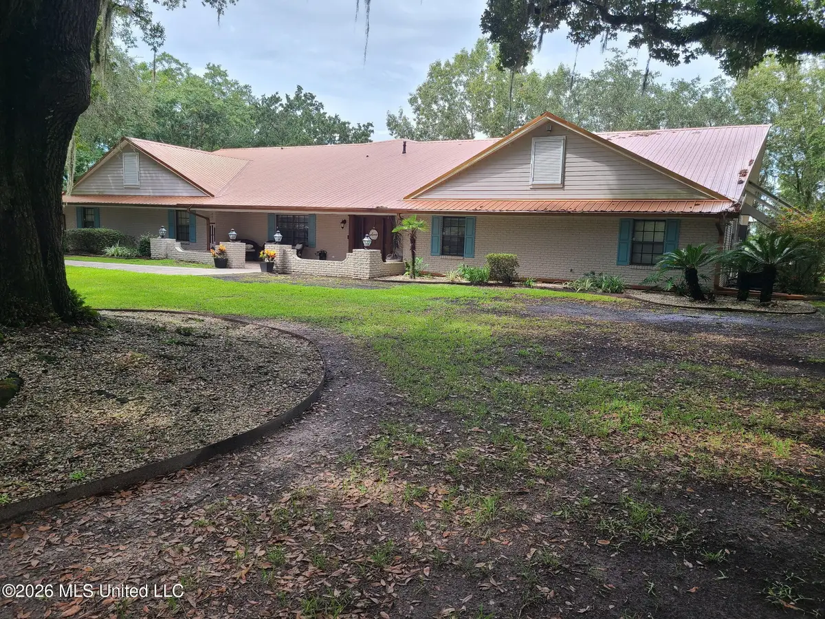 2330 N Country Club Lane, Biloxi, MS 39532 - #1