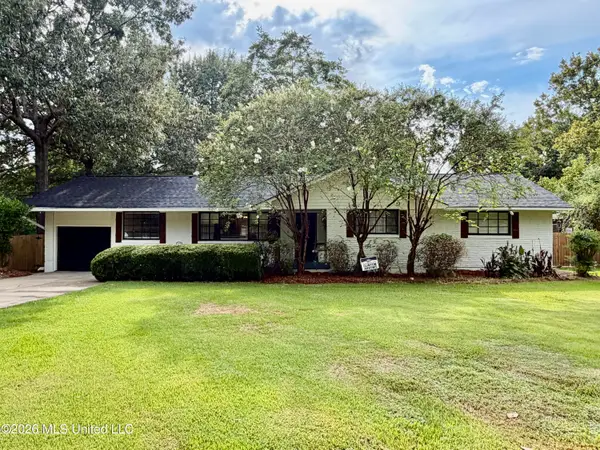 104 Sunset Drive, Clinton, MS 39056