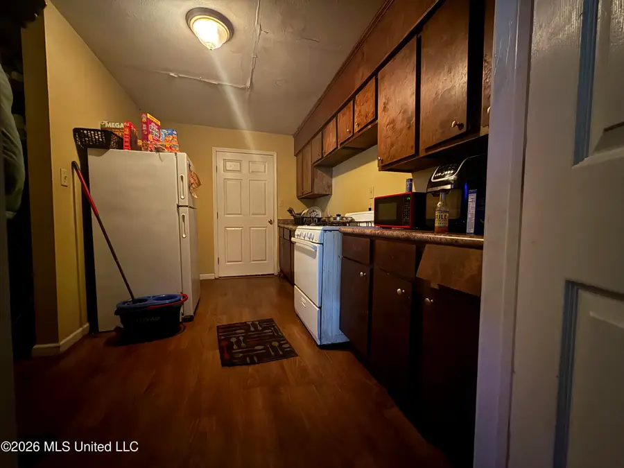 707 Hillmont Drive, Jackson, MS 39209 - #3